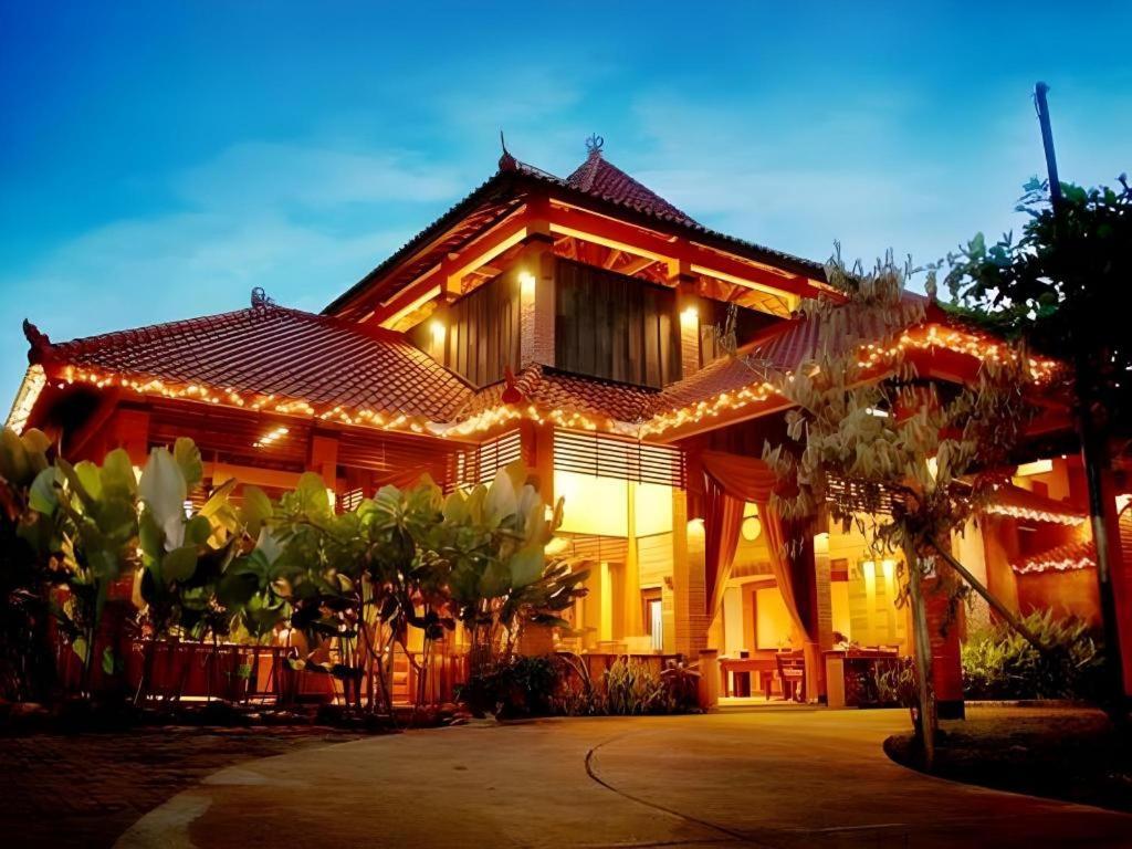 פנגנדאראן Nyiur Resort Hotel מראה חיצוני תמונה